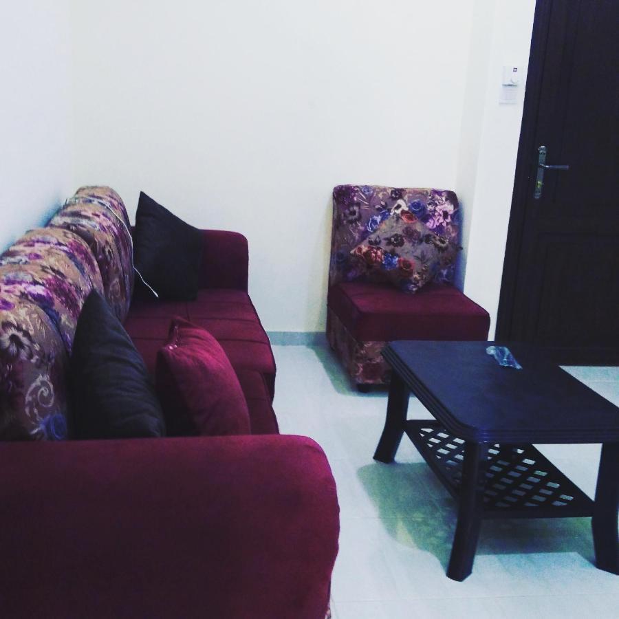Hwi Apartments Aqaba Exterior foto
