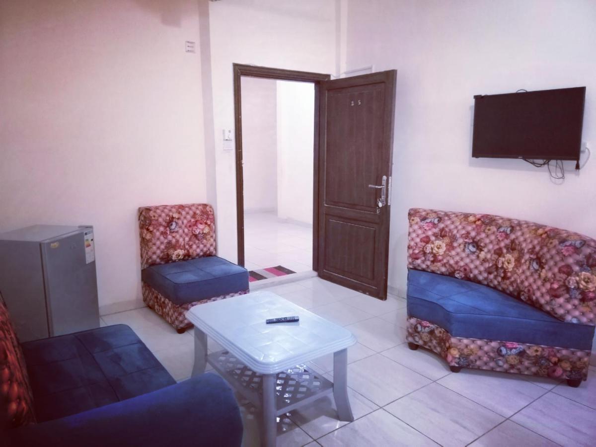 Hwi Apartments Aqaba Exterior foto